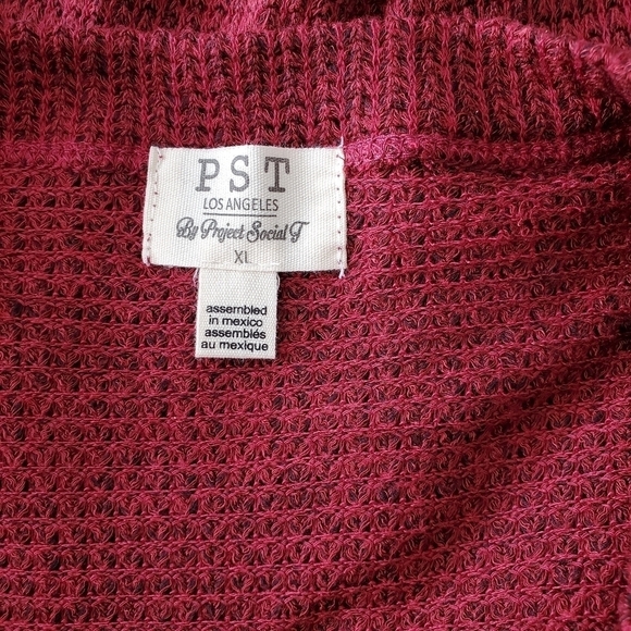 NEW PST Los Angeles Burgundy Top Sweater - Picture 3 of 4